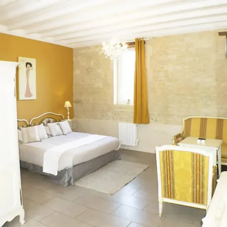 Bed & Breakfast Les Perelles 3*